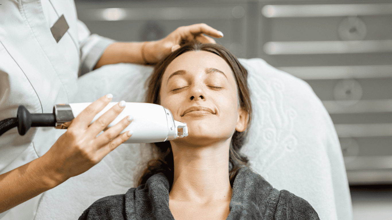 Medical spas have risen in popularity in recent years. Understanding the difference between medical spas and day spas will help you make informed decisions about medical treatments, what med spas offer, as well as how they different from spa treatments you receive at a day spa  